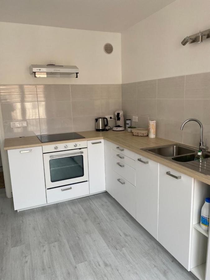 Superbe Appartement Climatise Avec Parking Prive Port Vendres Exterior photo