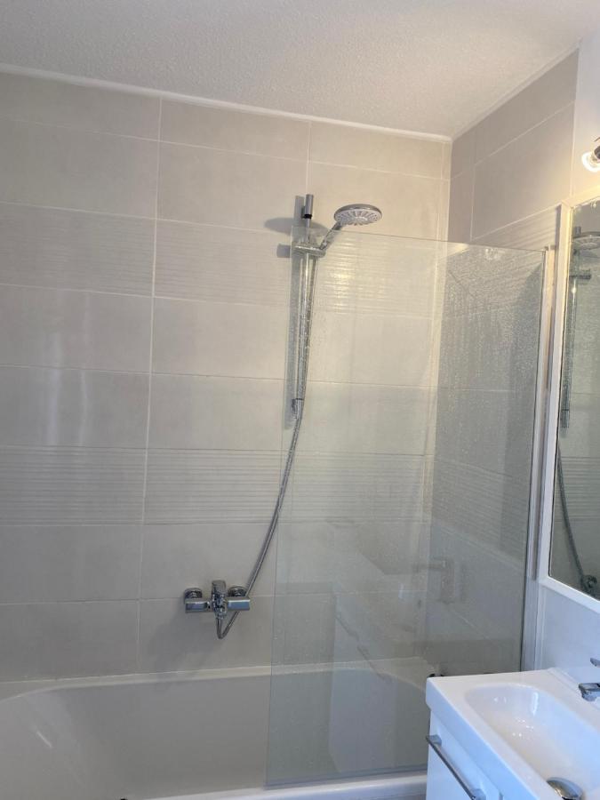 Superbe Appartement Climatise Avec Parking Prive Port Vendres Exterior photo